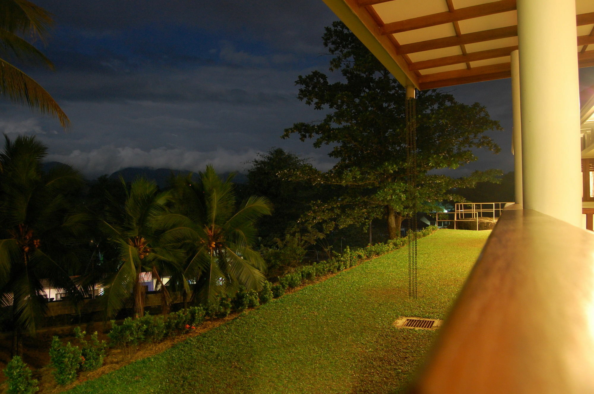 Serene Villa Ratnapura Εξωτερικό φωτογραφία