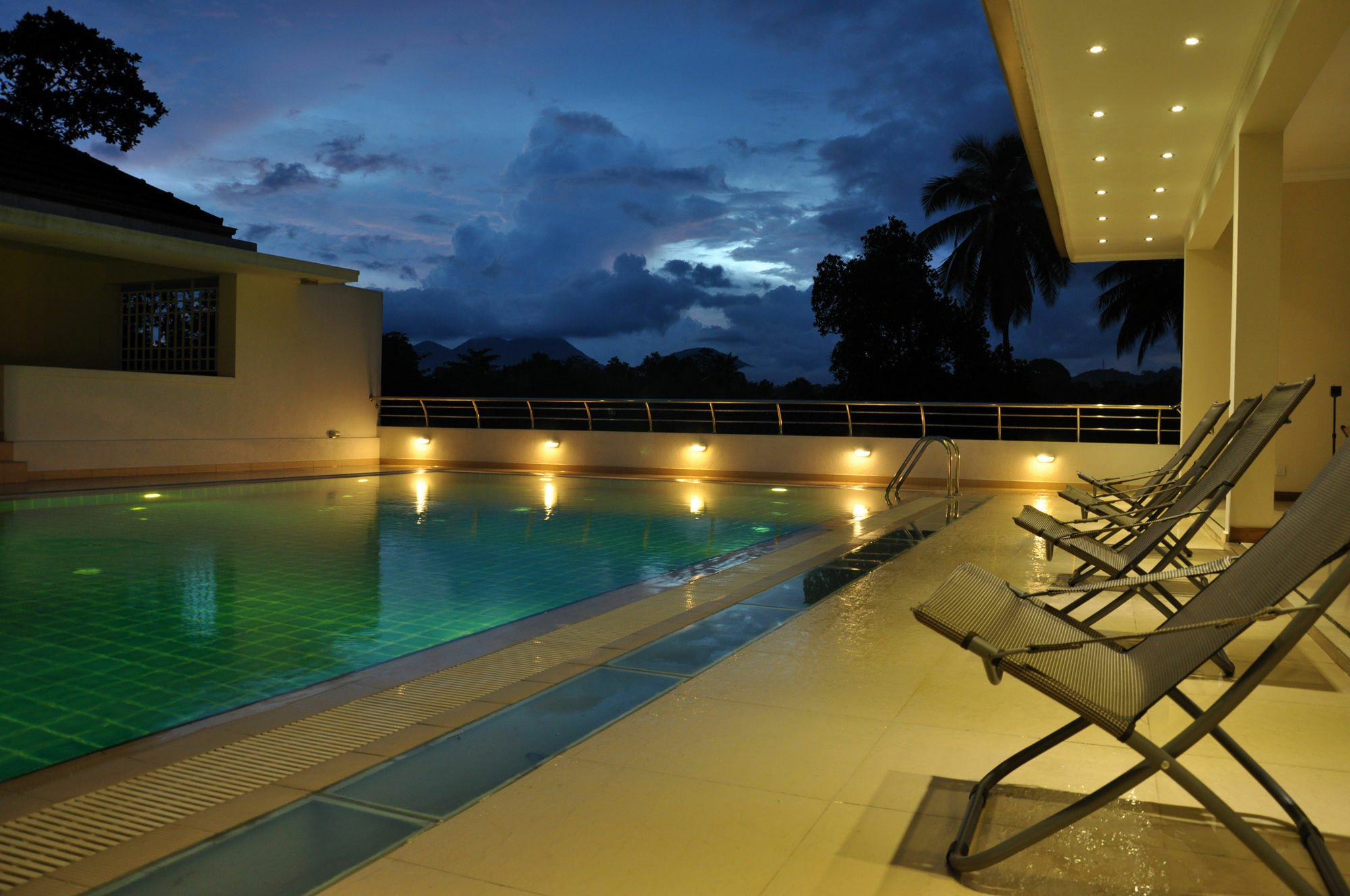 Serene Villa Ratnapura Εξωτερικό φωτογραφία